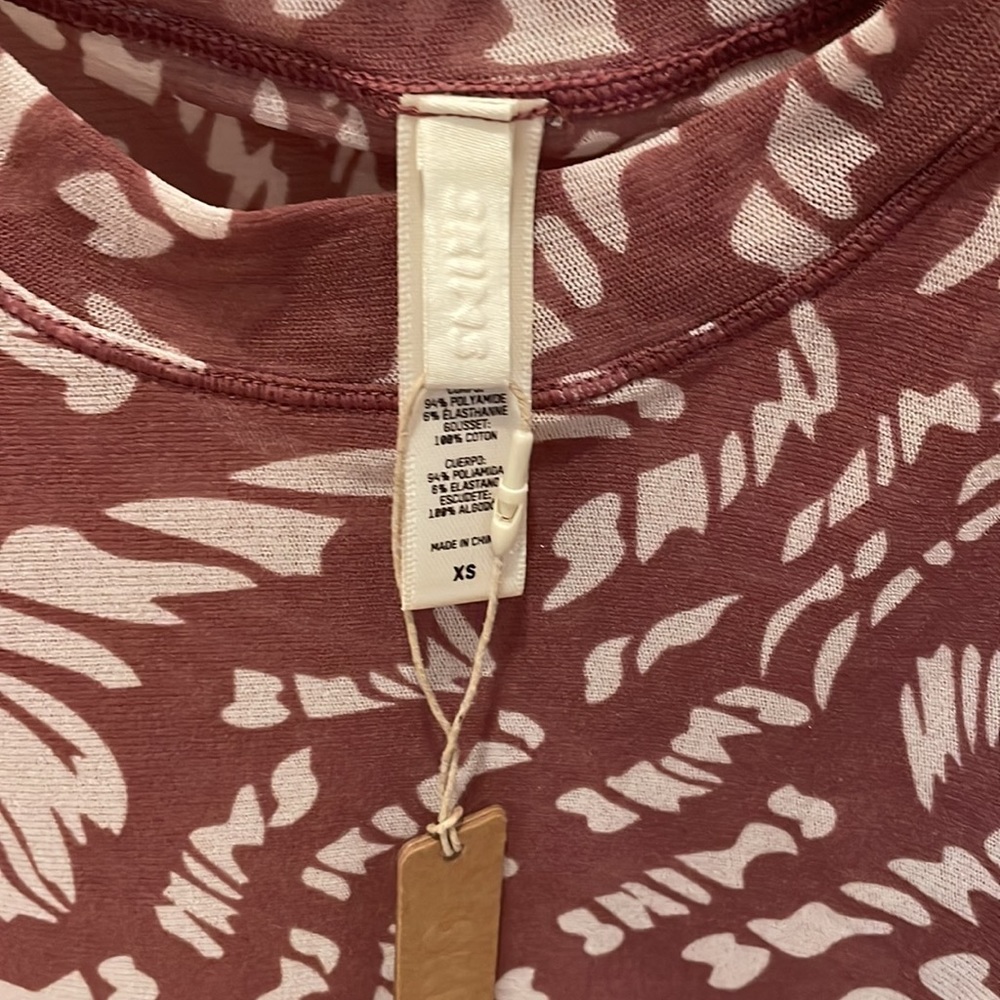 NWT Raspberry Swirl Skims Bodysuit - Picture 9 of 9